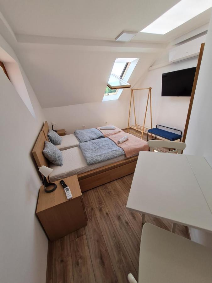 Patakmalom Vendeghaz Hotell Döbrönte Exteriör bild